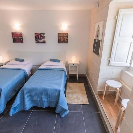 Central Valletta House Ил-Фурияна Екстериор снимка