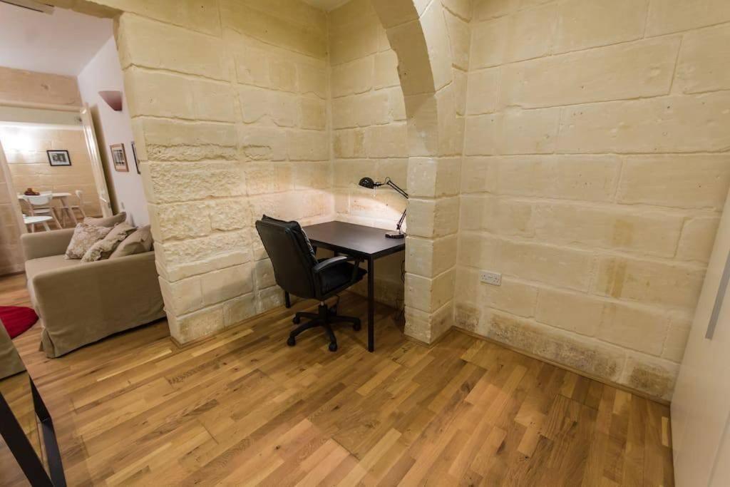 Central Valletta House Ил-Фурияна Екстериор снимка