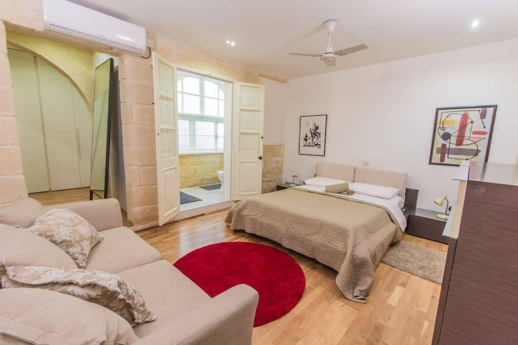 Central Valletta House Ил-Фурияна Екстериор снимка